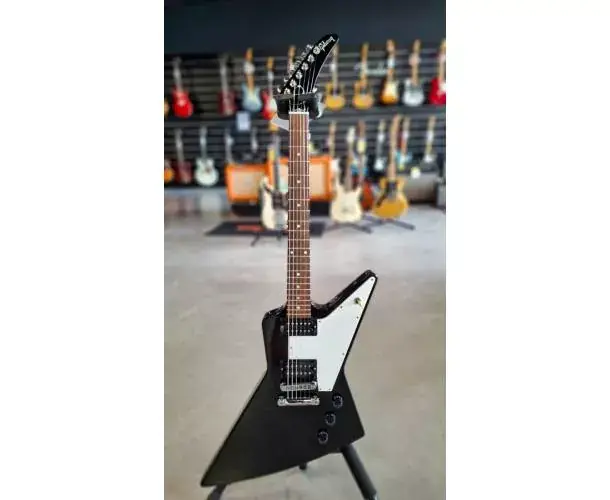 EXPLORER REISSUE 76 (2011) SN/106910672 + CASE Commander Vite