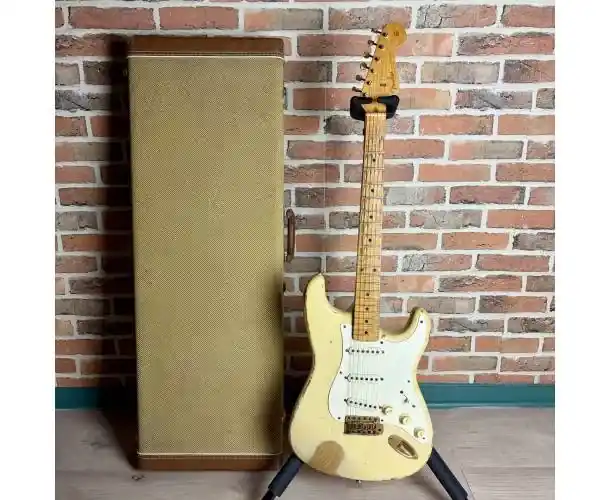 Quantité Limitée STRATOCASTER CUSTOM SHOP 50S RELIC VINTAGE BLONDE CUNETTO 1996