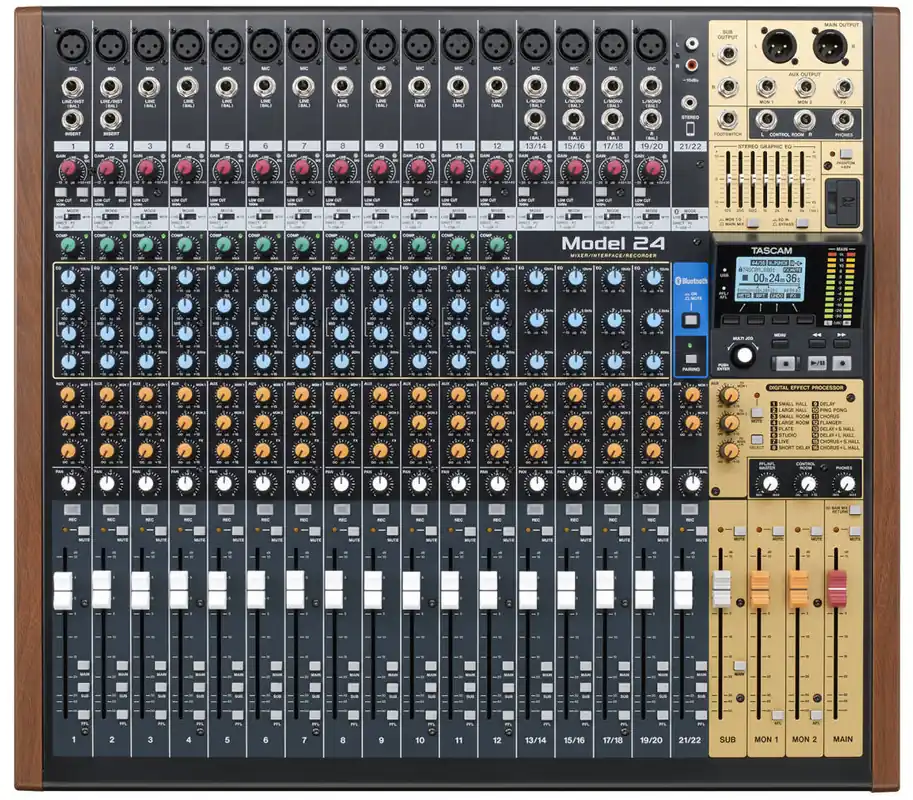 Tascam Model 24 Multitrack Recorder with Integrated USB Audio Interface and Analog Mixer Produit De Marque