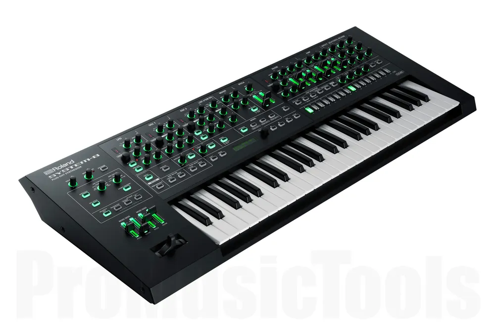 Roland SYSTEM-8 Commander Maintenant
