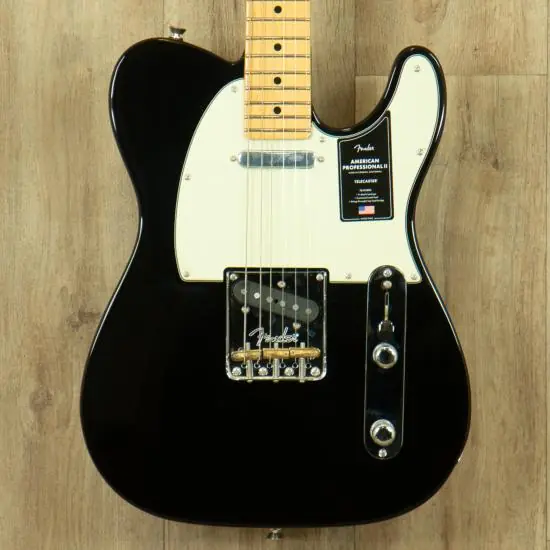Promotion Saisonnière Fender American Professional II Telecaster, Maple Fingerboard, Black