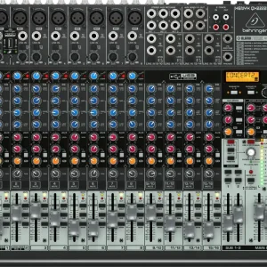 Petit Prix Behringer Xenyx 22 Input 2/2 Bus Mixer w/Multi-Fx Processor