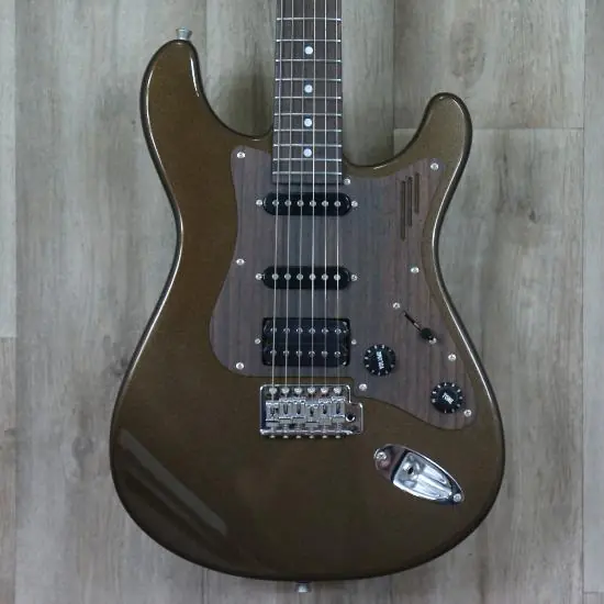 Achetez Aujourd'hui DISCONTINUE guitare électrique Magneto serie U-One Sonnet Classic Mettalic brown